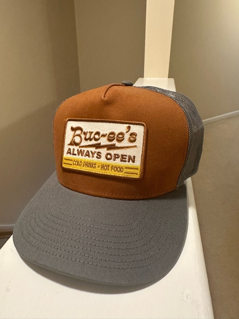 Buc-ee’s Always Open Two-Tone Trucker Hat - Brown & Gray